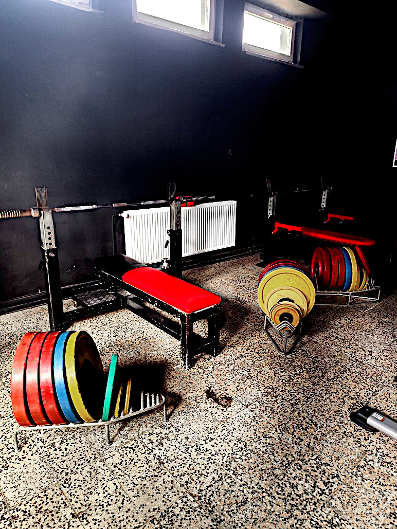 Bench press